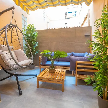 Prensa & Courtyard By Ele Apartment Malaga
