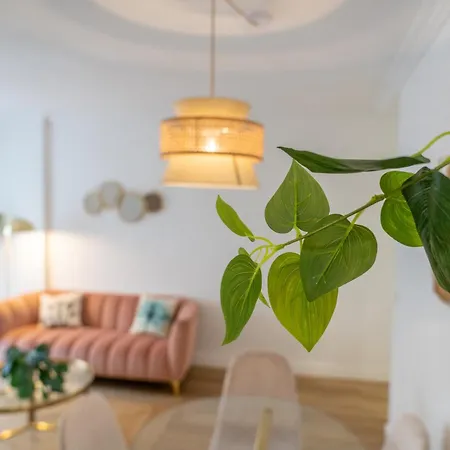 Apartment Prensa & Courtyard By Ele Malaga